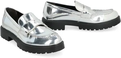 Tory Burch Metallic Medallion Classic Lug-sole Loafers In Silver