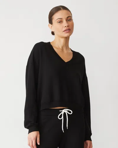 Monrow Softfleece Crop V Neck Sweatshirt In Black