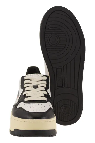 Autry Sneakers In Black