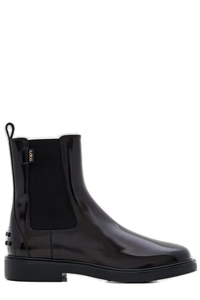 Tod's Tods Patent Leather Chelsea Boots In Black