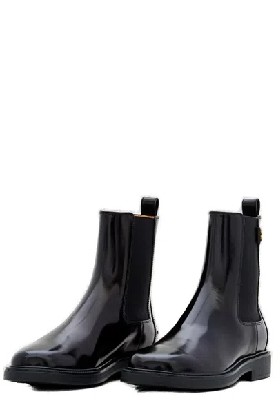 Tod's Tods Patent Leather Chelsea Boots In Black