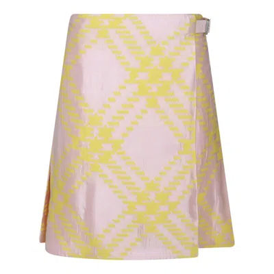 Burberry Checked A-line Mini Skirt In Sherbet Ip Check