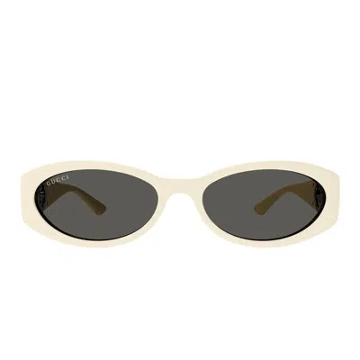 Gucci Eyewear Sunglasses In Beige