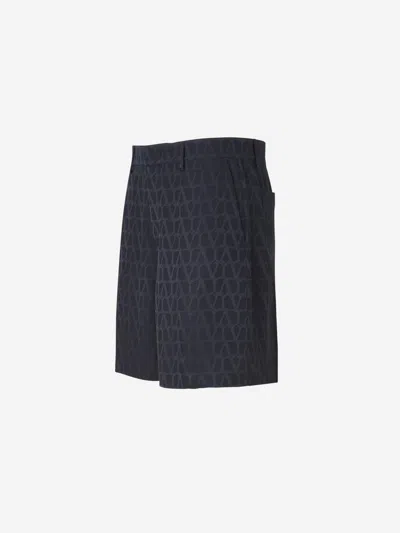 Valentino Geometric Pattern Knee Length Shorts In Jacquard Logo