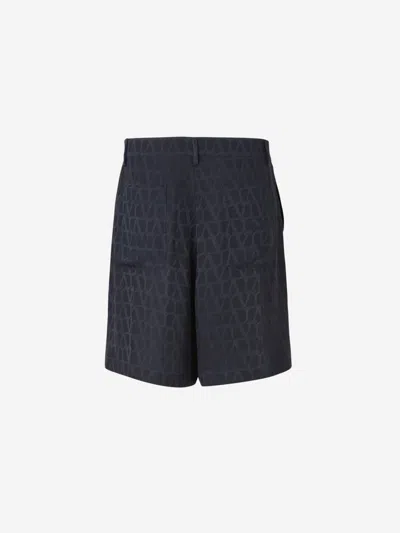 Valentino Geometric Pattern Knee Length Shorts In Jacquard Logo