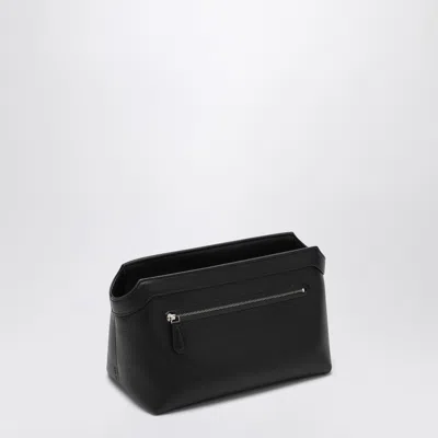The Row Clutches