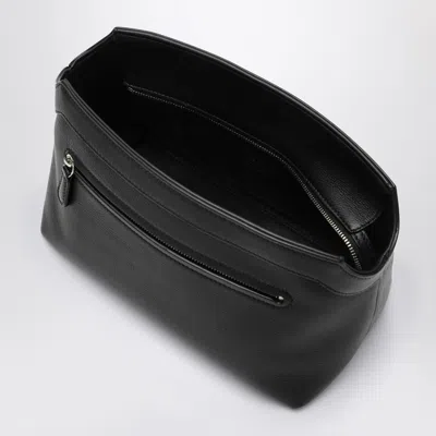 The Row Clutches