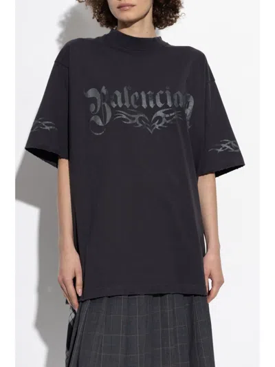 Balenciaga Graphic Logo T-shirt Fit Medium