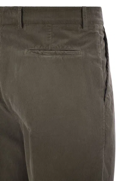 Brunello Cucinelli Men Leisure Fit Trousers In Garment Dyed Cotton Corduroy With Darts