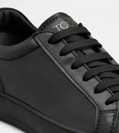 Tod's Rubber Sole Round Toe Low-top Sneakers