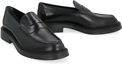 Tod's Smooth Leather Loafers