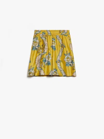 Weekend Max Mara Elastic Waist Shorts