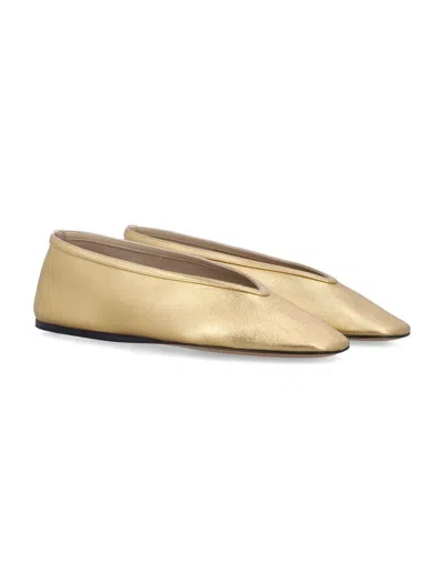 Shop Le Monde Beryl Luna Slipper In Gold
