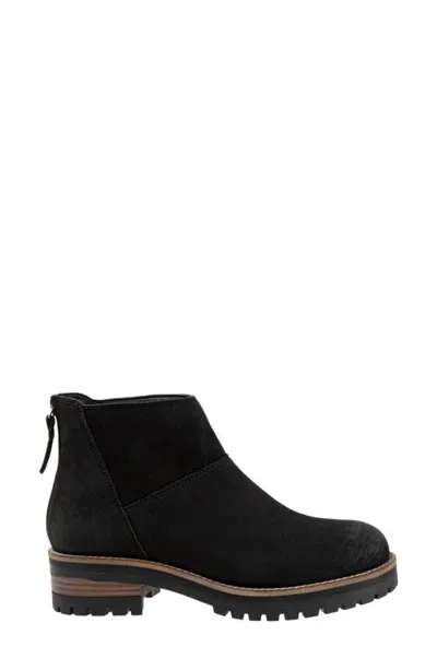 Softwalk Elmhurst Bootie In Black Nubuck