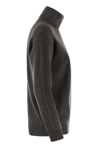 Brunello Cucinelli Women's Cashmere Turtleneck Sweater