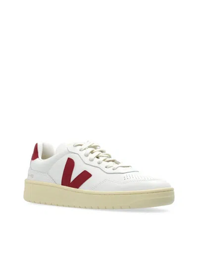 Veja Sneakers V-10 In White And Marsala Leather