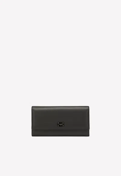 Dolce & Gabbana Logo Plaque Flap Continental Wallet In Black