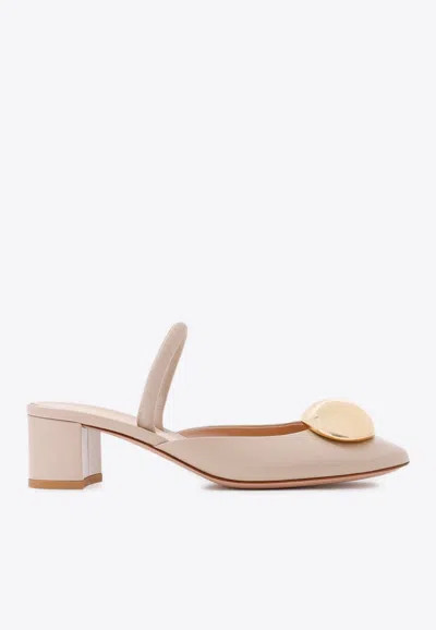 Gianvito Rossi Slingback Décollet In Nude