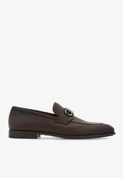 Ferragamo Foster Gancini Loafers In Hammered Leather In Brown