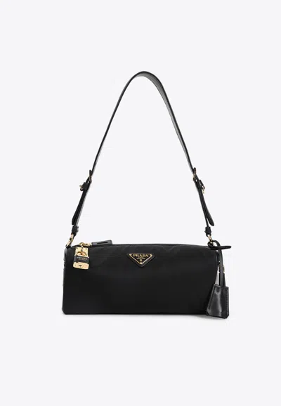 Prada Re-edition 2002 Small Leather Shoulder Bag In Black