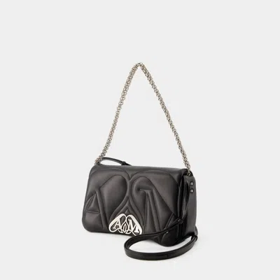 Alexander Mcqueen The Seal Lamb Leather Quilted Cross-body Bag