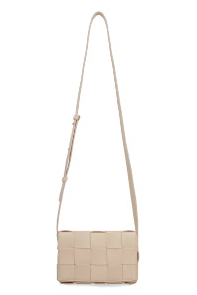 Bottega Veneta Intrecciato Leather Crossbody Handbag For Women In Pink