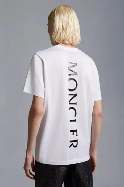 Moncler Vertical-logo Cotton T-shirt In White
