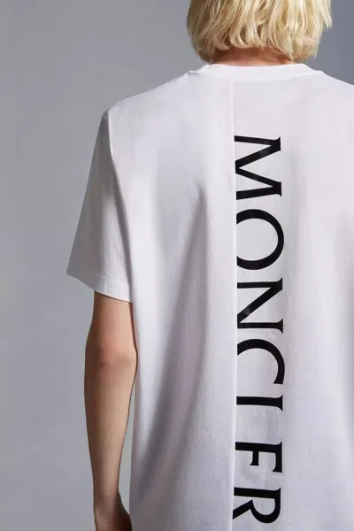 Moncler Vertical-logo Cotton T-shirt In White