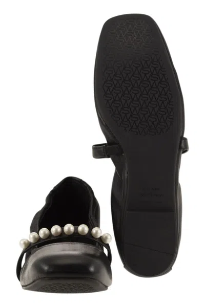 Stuart Weitzman Goldie Ballet Flat Black