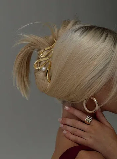 Princess Polly All That Glimmers Clip In Gold