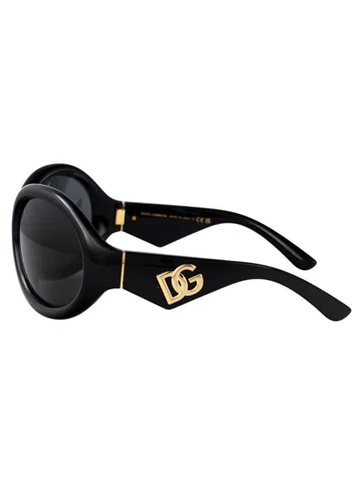 Dolce & Gabbana Geometric Frame Sunglasses In Black