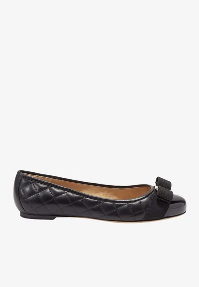 Ferragamo Ballet Flats Varina Patent Leather In Black