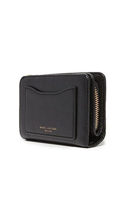 Shop Marc Jacobs Recruit Compact Wallet In Black