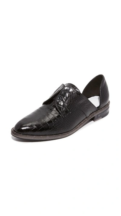 Freda Salvador Women's Wear Laceless D'orsay Croc-embossed Leather Oxfords In Black