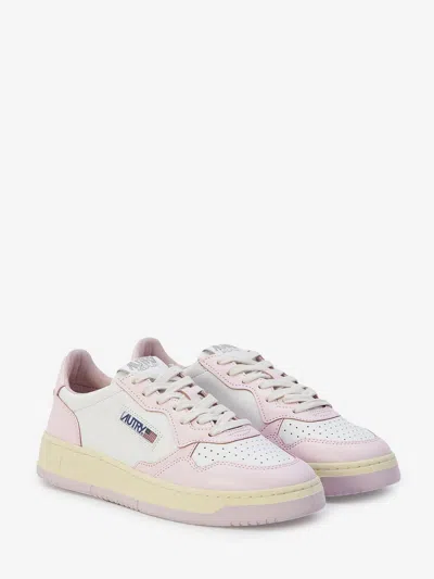 Autry Medalist Bi-color Leather Sneakers