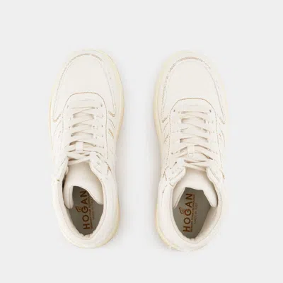 Hogan Contrast-stitch High-top Sneakers
