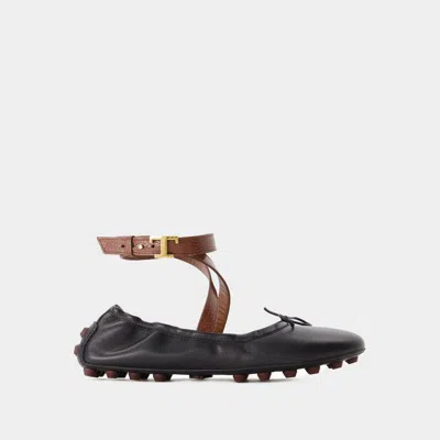 Tod's Gommino Leather Ballerina Shoes