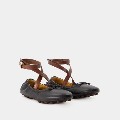 Tod's Gommino Leather Ballerina Shoes