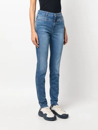 Shop Closed Women's Jeans Light Denim