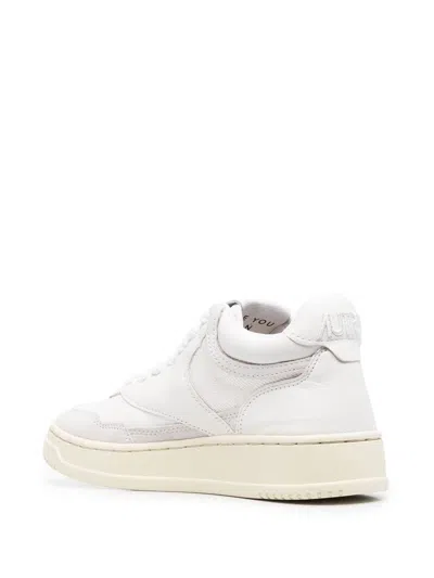 Autry Women's Open Sneakers Mid-top Sneakers