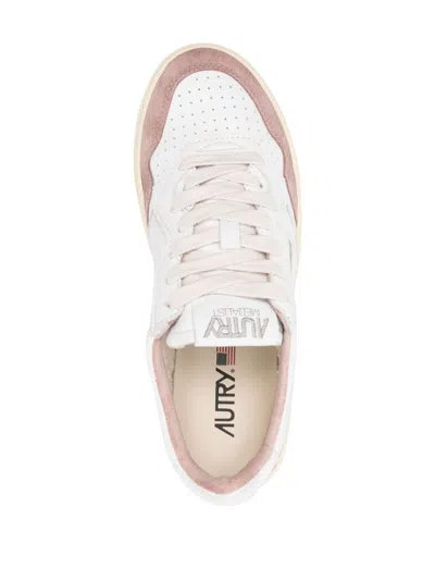 Autry Medalist Low Sneakers