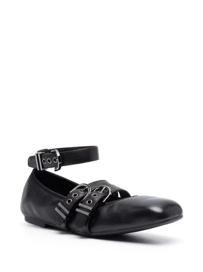 Stuart Weitzman Ballarina