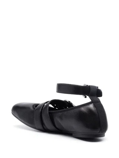 Stuart Weitzman Ballarina