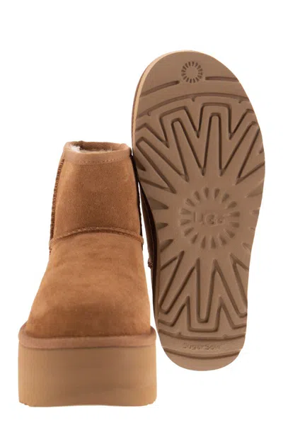 Ugg 'classic Mini Platform' Beige Ankle Boots With Platform