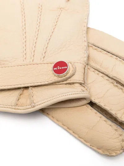 Kiton Logo-plaque Gloves In Beige