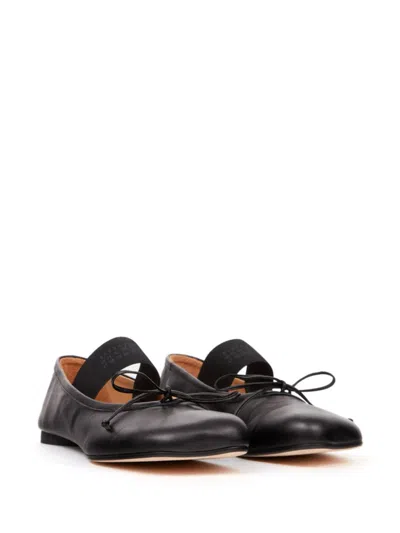 Mm6 Maison Margiela Smooth Leather Anatomical Ballerina In Black