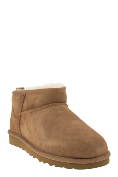 Ugg Classic Ultra Mini - Sheepskin Boot