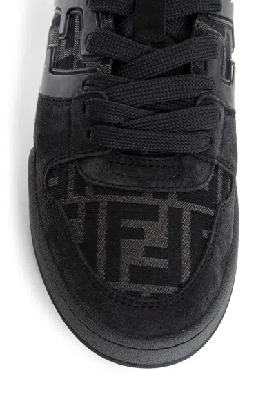 Fendi Low-top Round Toe Rubber Sole Sneakers In Grey
