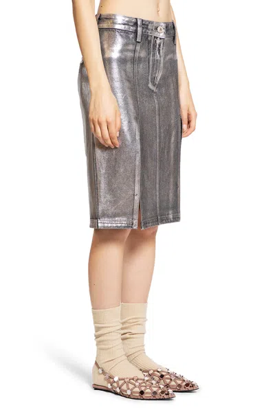 Attico Metallic Midi Skirt With Two Front Splits And Logo Detail On The Button In Silver