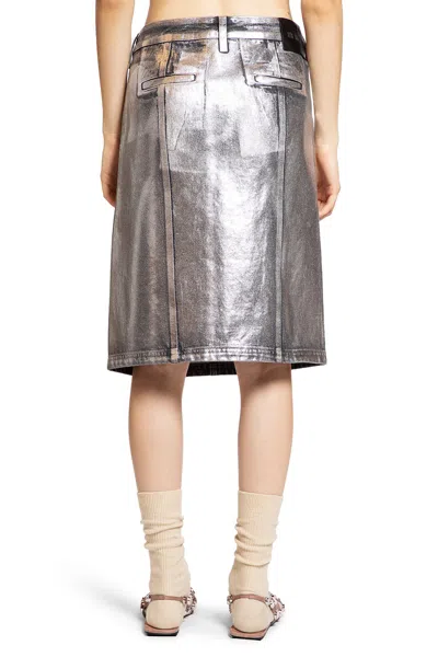 Attico Metallic Midi Skirt With Two Front Splits And Logo Detail On The Button In Silver